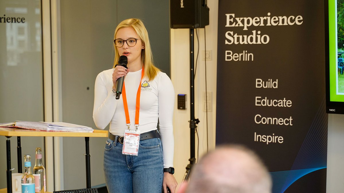 Team Heuwind Lagertechnik beim Pitch Event in Berlin im März 2026.